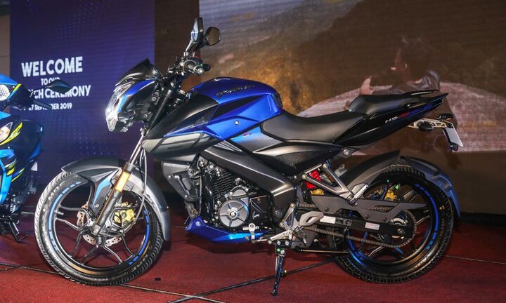 Naked bike 160cc hầm hố dành cho người có 'hầu bao' eo hẹp