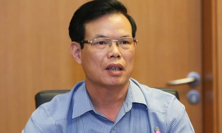 Để 'em chồng tác động nâng điểm thi cho con', vợ ông Triệu Tài Vinh bị kiểm điểm