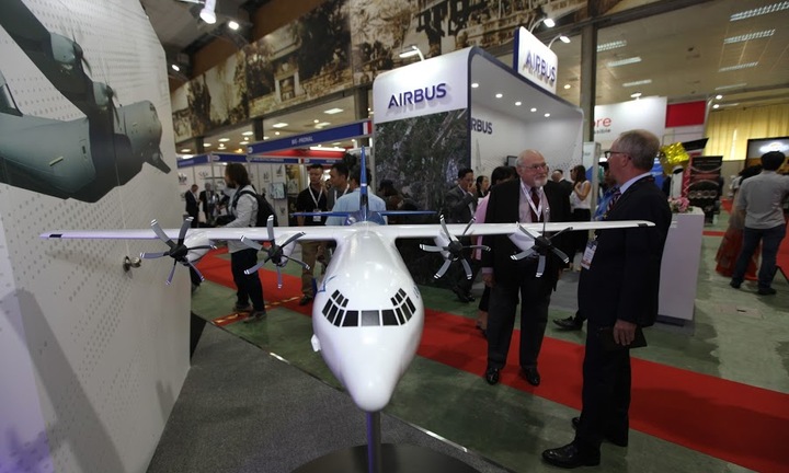 DSE Vietnam 2019: Nhiều vũ khí tối tân được trưng bày tại Hà Nội