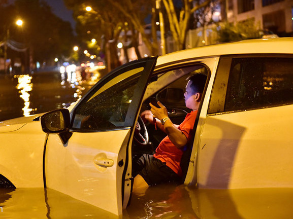 Khu nhà giàu Thảo Điền thành 'rốn ngập', chuyên gia hiến kế