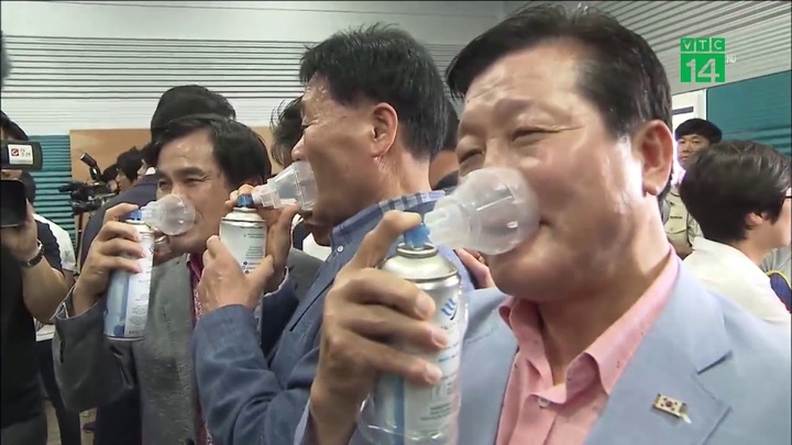 Sợ ô nhiễm, dân Trung Quốc đổ xô đi mua không khí đóng chai từ Canada