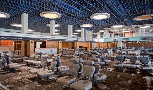 8 sân bay tỷ USD bị bỏ hoang