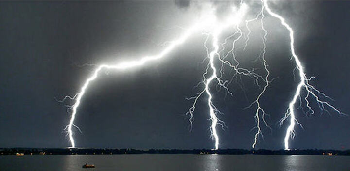 Những kỷ lục về tia chớp khiến bạn ngạc nhiên