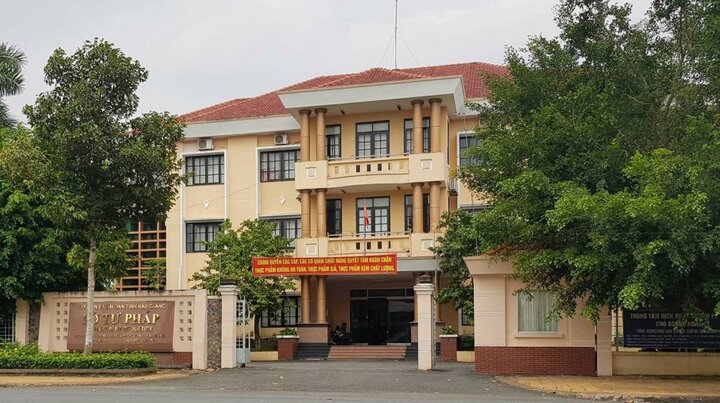 Nguyên Phó Giám đốc Sở Tư pháp Hậu Giang: Sẽ kiện Chủ tịch tỉnh