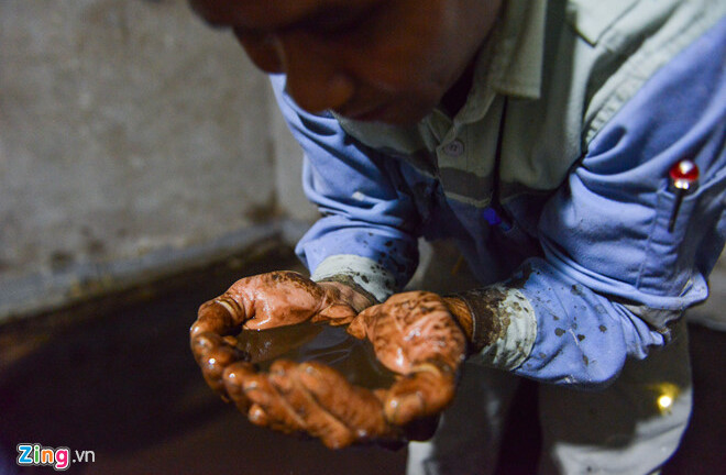 Người dân Hà Nội muốn kiện, không cần miễn phí 1 tháng nước bẩn