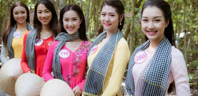 Lễ hội Dừa Bến Tre 2019: Thí sinh trình diễn áo bà ba thay cho áo tắm