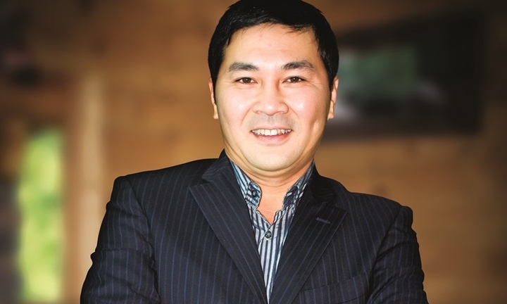 Ông chủ người Việt đội bóng châu Âu muốn chiêu mộ Công Phượng là ai?