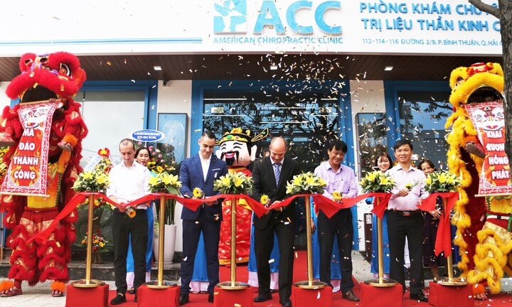 Khai trương Phòng khám trị liệu thần kinh cột sống Hoa Kỳ tại Đà Nẵng