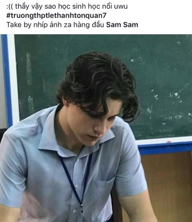 Thầy giáo Tây điển trai khiến dân mạng phát cuồng