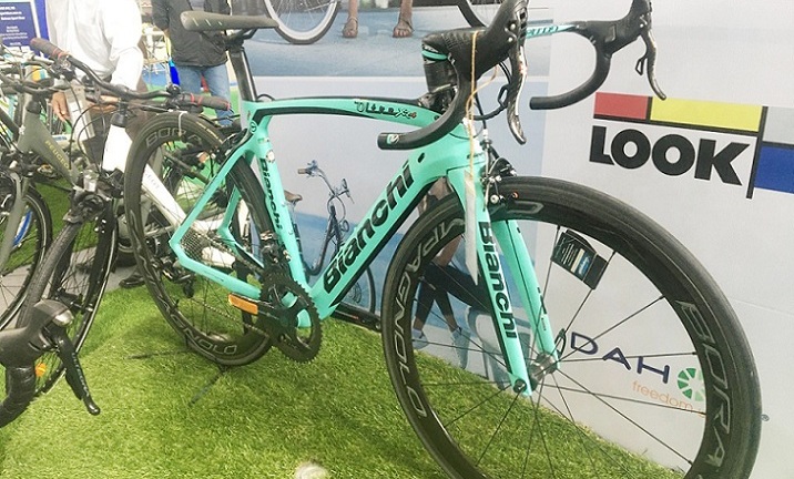 Siêu xe đạp giá hơn 400 triệu gây sốt ở Hà Nội có gì đặc biệt?