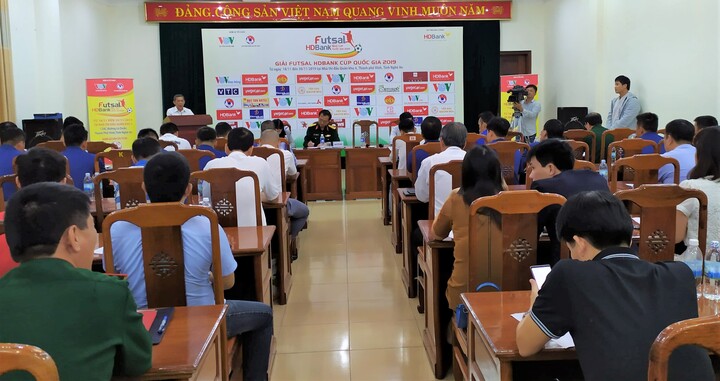 10 đội tham dự Giải Futsal HD Bank Cúp quốc gia 2019