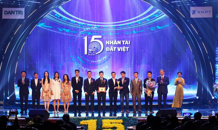 Hành trình 15 năm tìm kiếm người tài của Giải thưởng Nhân tài Đất Việt