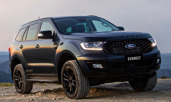 Ford Everest phiên bản thể thao, giá hơn 1 tỷ đồng