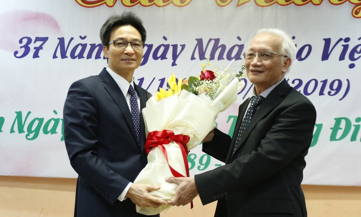 Phó Thủ tướng Vũ Đức Đam thăm ngôi trường luôn 'rộng mở với mọi học sinh'