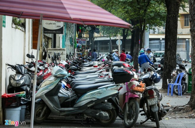 Việc lập bãi giữ xe miễn phí trên đường Hàm Nghi bị phản ứng, vì sao?