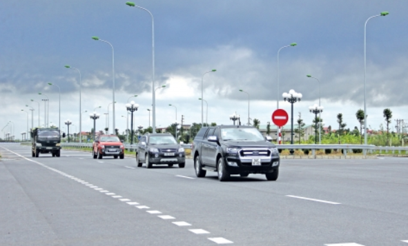 Dự án đường bộ Thái Bình - Hà Nam 4.000 tỷ đồng: Chưa giao đất đã thi công xong