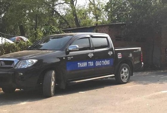 Thanh tra giao thông bị chém đứt lìa ngón tay khi đang làm nhiệm vụ