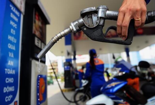 Chỉ trong 2 năm, phát hiện 5.000 vụ gian lận xăng dầu