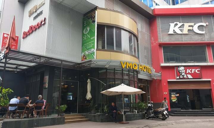 Doanh nghiệp ‘nuốt’ khách sạn Bàn Cờ Hà Nội: Thu hồi 'sổ đỏ' của Cty Huy Hùng, công an vào cuộc