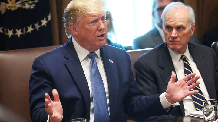 Bộ trưởng Hải quân Mỹ mới mất chức nói về cách ông Trump chia rẽ Lầu Năm Góc