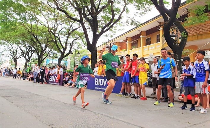 Hàng trăm du khách nước ngoài chạy việt dã ‘Vì di sản văn hóa thế giới Hội An'