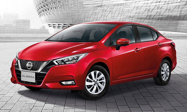 Xe sedan Nissan trang bị động cơ tăng áp, giá hơn 300 triệu đồng