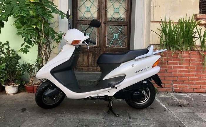 Ngắm Honda Spacy 10 năm tuổi giá 'chát' ở Hà Nội