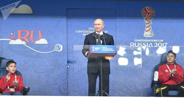 Khai mạc Confed Cup: Tổng thống Putin phát biểu trước khán đài vắng tanh