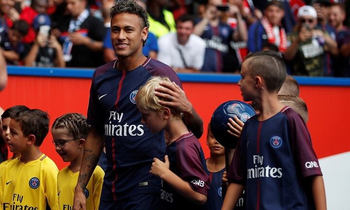 Neymar ra mắt hoành tráng trong ngày PSG mở màn mùa giải mới