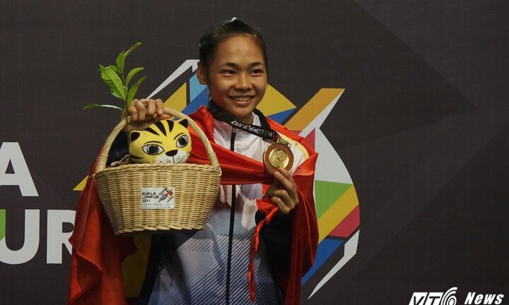 Võ sĩ Phạm Thị Tươi: 'Em đánh để trọng tài không xử ép được'