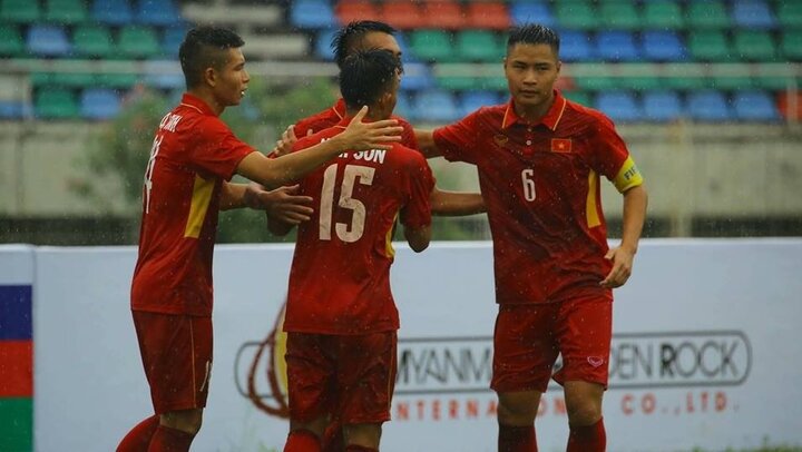U18 Việt Nam tiếp tục thắng hủy diệt U18 Philippines
