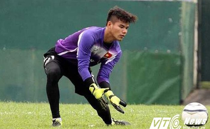 Trò cũ HLV Miura suýt vô địch cả V-League lẫn Hạng Nhất trong 1 mùa giải