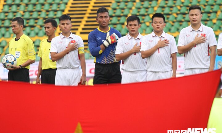 HLV Park Hang Seo dự khán, U19 Việt Nam thua thảm U19 Mexico