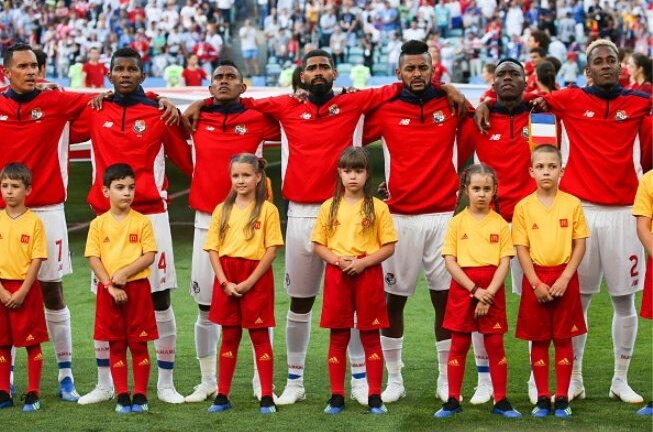 Cầu thủ Panama bật khóc khi hát Quốc ca: Bản hùng ca dân tộc ngân vang World Cup