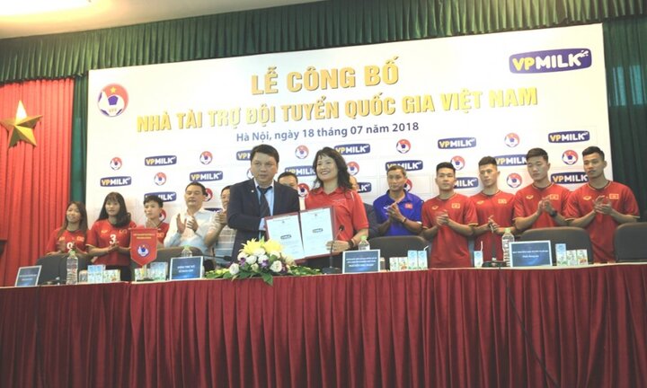 VPMilk tiếp tục tài trợ đội tuyển Việt Nam