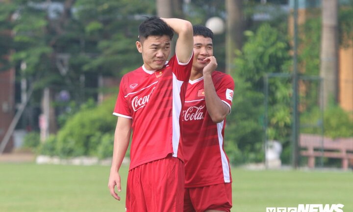 Vé xem U23 Việt Nam đắt giật mình?