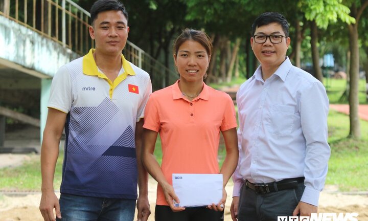 VTC trao thưởng 100 triệu đồng cho nhà vô địch ASIAD Bùi Thị Thu Thảo