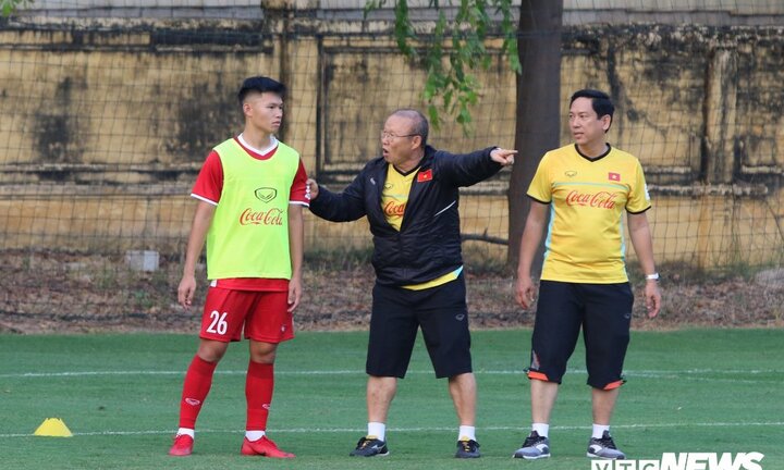 Thầy Park tiết lộ người thay Văn Thanh, xác định 80% đội hình dự AFF Cup