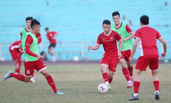 HLV Park Hang Seo yêu cầu đổi sân tập cho tuyển Việt Nam