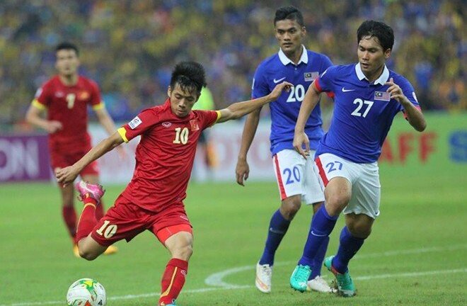 Từng 2 lần đánh bại tuyển Việt Nam, lão tướng Malaysia dè chừng Văn Quyết
