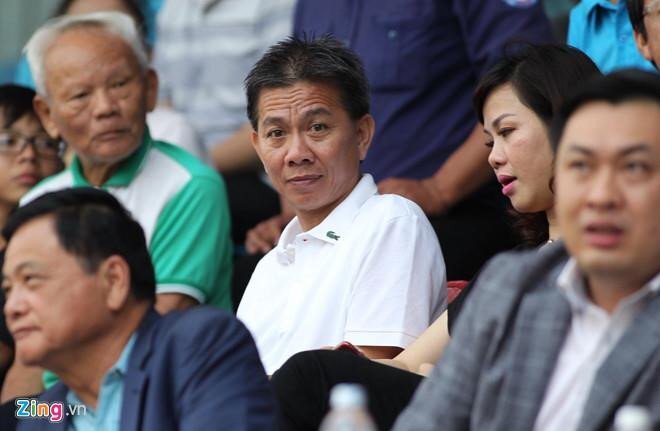 HLV Hoàng Anh Tuấn chú ý cầu thủ hay nhất giải U19 quốc tế