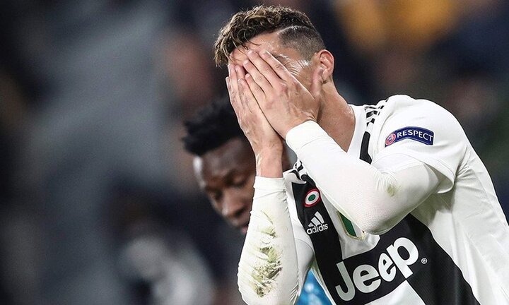Cristiano Ronaldo không cứu nổi Juventus già cỗi