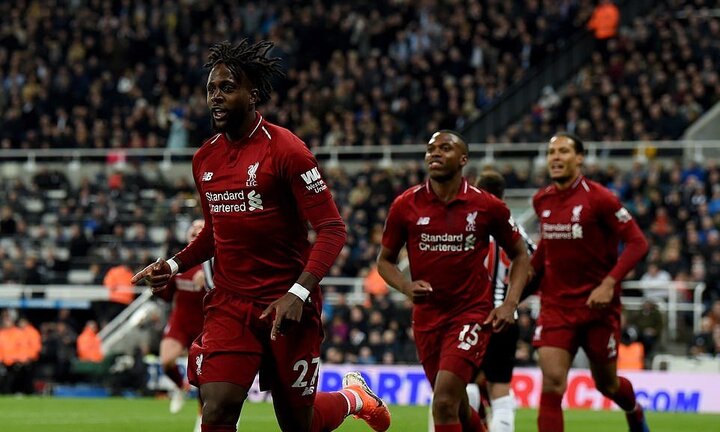Vòng 37 Ngoại Hạng Anh: Chật vật thắng Newcastle, Liverpool tạm chiếm ngôi đầu của Man City