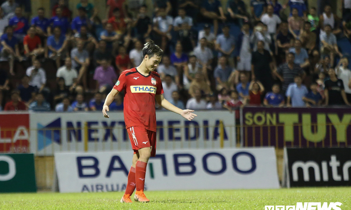 Cựu tuyển thủ U19 đá hỏng 11m, HAGL cay đắng chia tay cúp Quốc gia