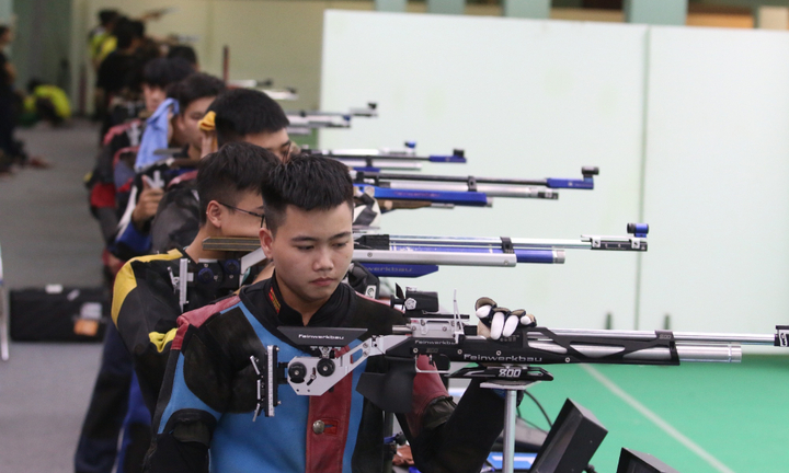 Bế mạc Giải bắn súng trẻ toàn quốc Cúp Jin Jong Oh: Huyền thoại Olympic hẹn ngày trở lại