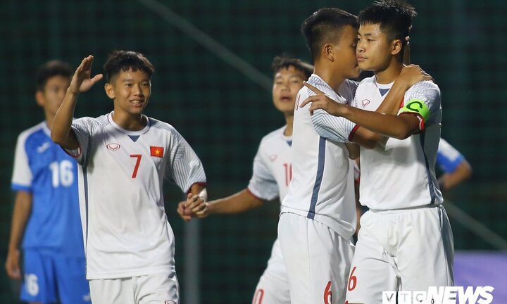 Trực tiếp U16 Việt Nam vs U16 Macau vòng loại U16 châu Á