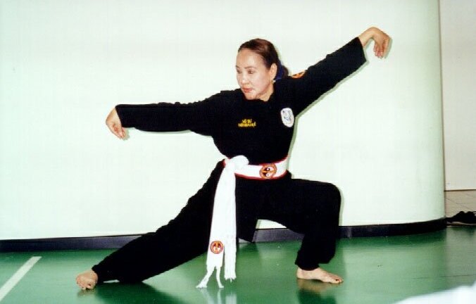 Ly kỳ thế võ biến ảo giết cọp của võ sư Việt môn phái 'Võ Tòng đả hổ'