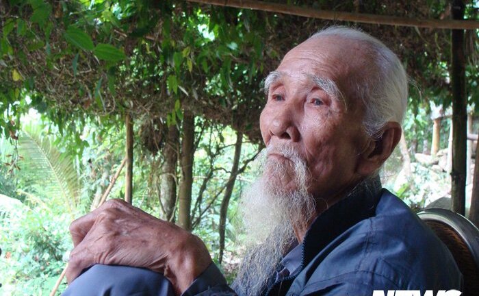 Những chuyện thần bí về đạo sĩ ẩn tu giữa rừng 2 lần hạ sát rắn hổ mây khổng lồ