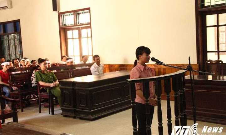 Cuồng ghen, thiếu phụ dùng dao đoạt mạng chồng