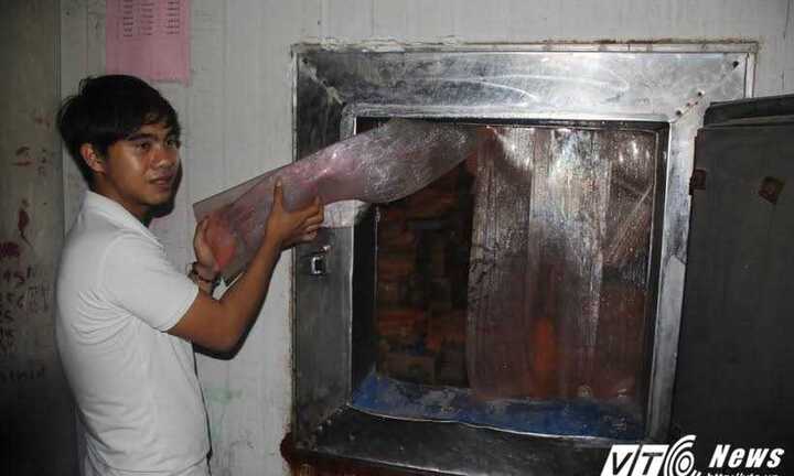 Tiêu hủy hơn 8 tấn cá biển tồn kho, nhiễm kim loại nặng ở Hà Tĩnh